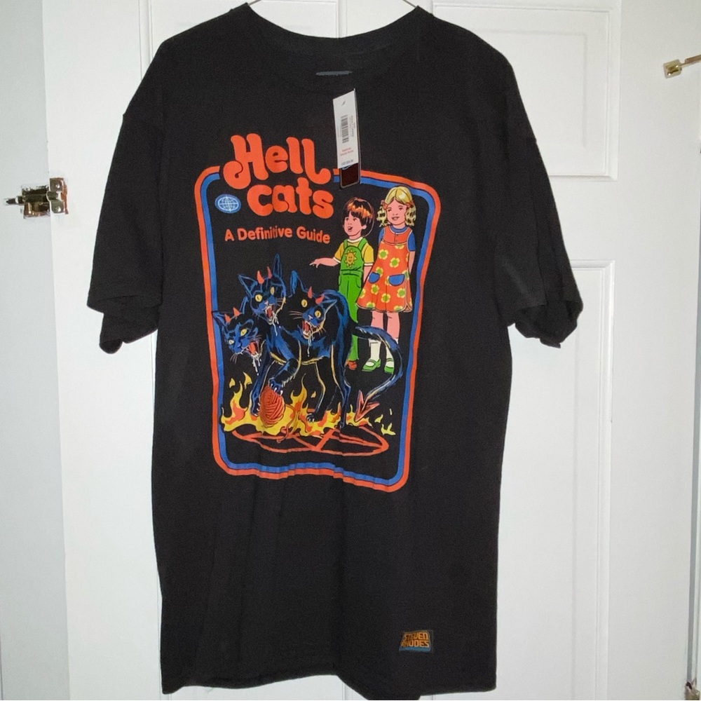 hell cats tee